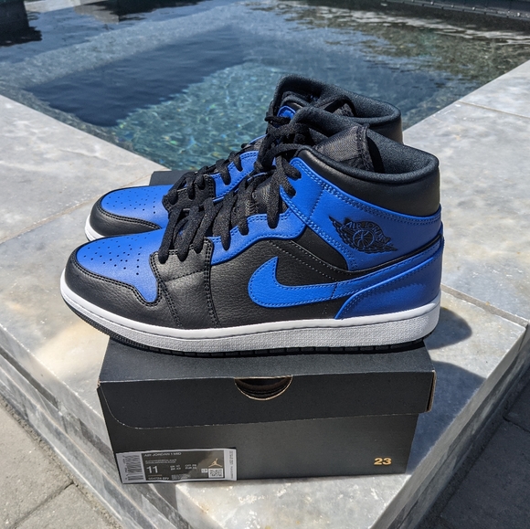 Jordan Other - Air Jordan 1 Mid Hyper Royal 11